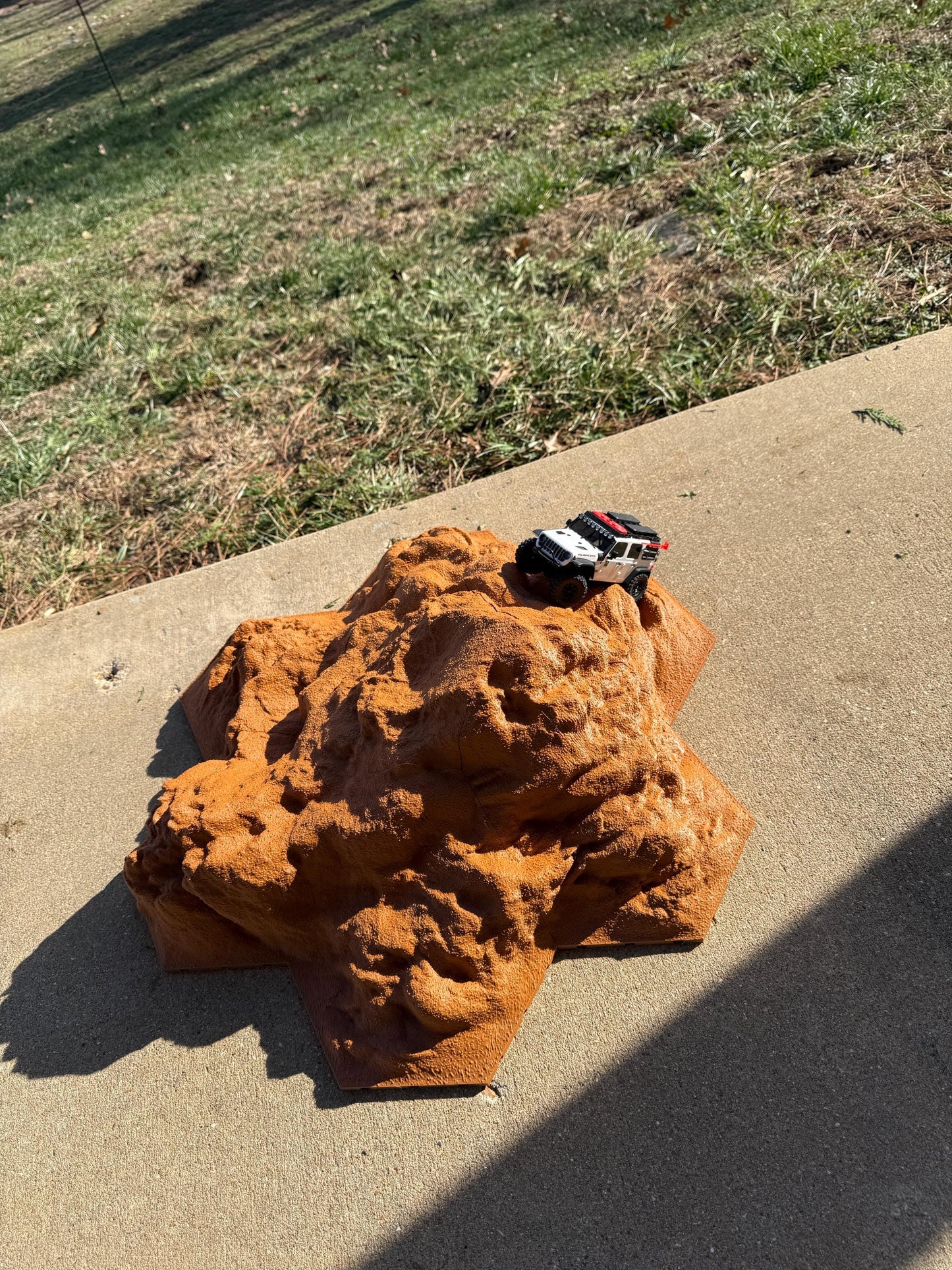 Crawlagon XL Terrain 2G (1/18-1/32 Scale) ***PHYSICAL PRINT SHIPPED***