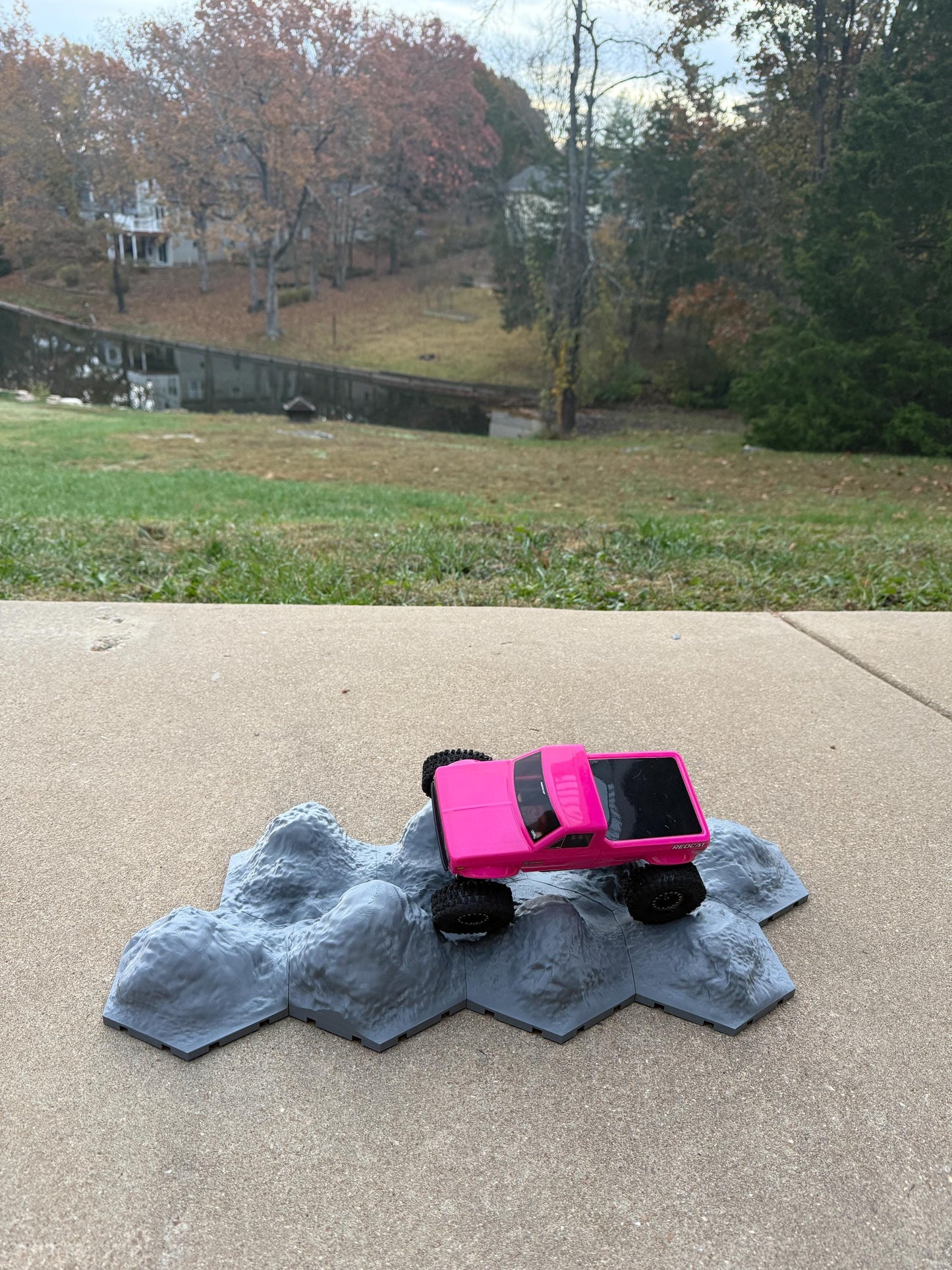 Crawlagon Terrain 12 WITH GRIP (1/18-1/32 scale) ***PHYSICAL PRINT SHIPPED***