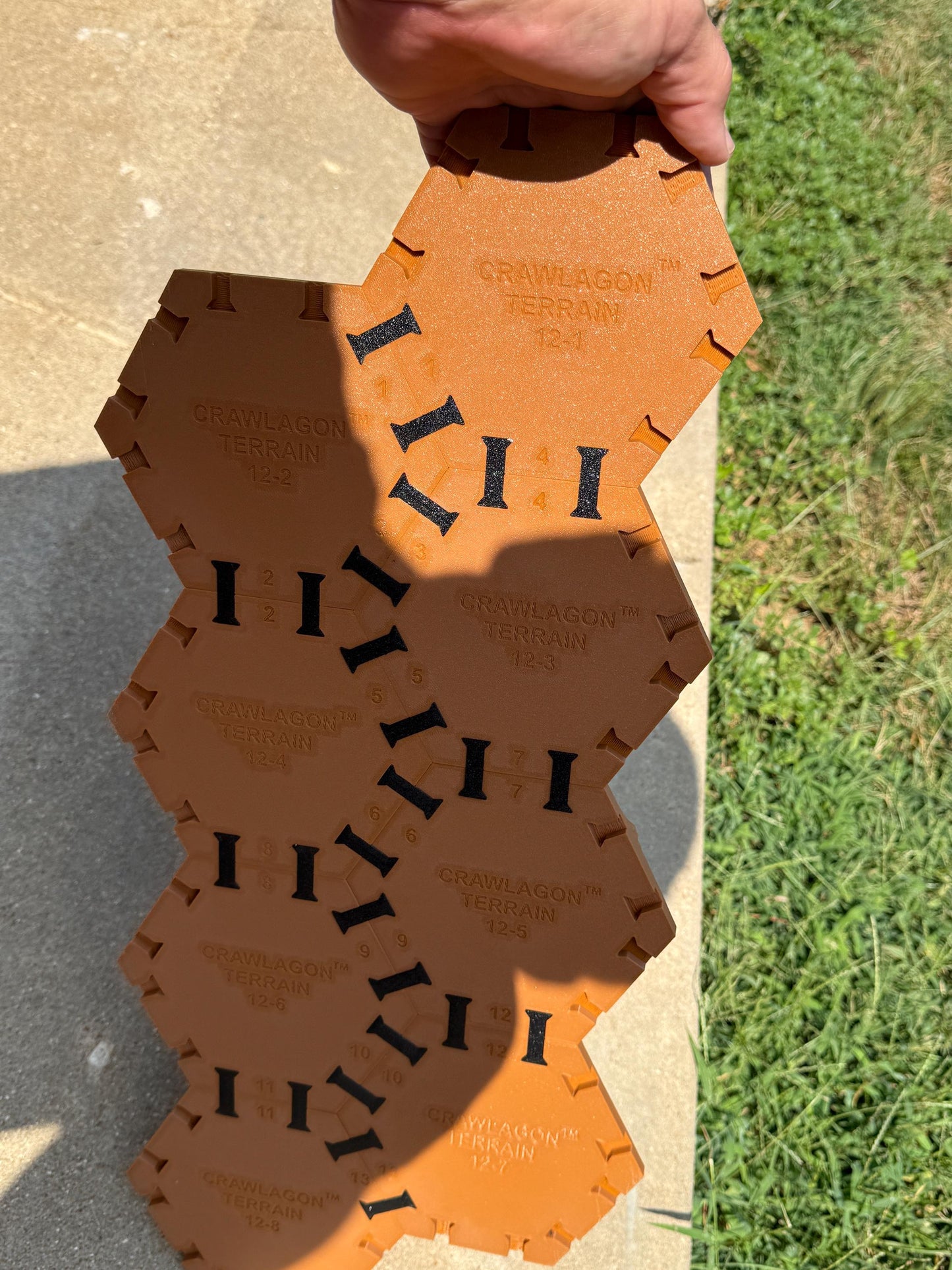 Crawlagon Terrain 12 WITH GRIP (1/18-1/32 scale) ***PHYSICAL PRINT SHIPPED***