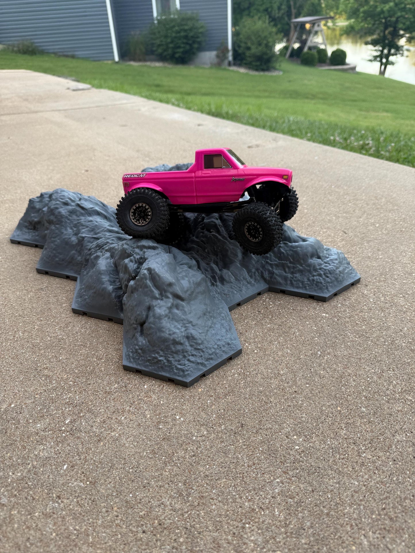 Crawlagon Terrain 8 (1/18–1/32 Scale)