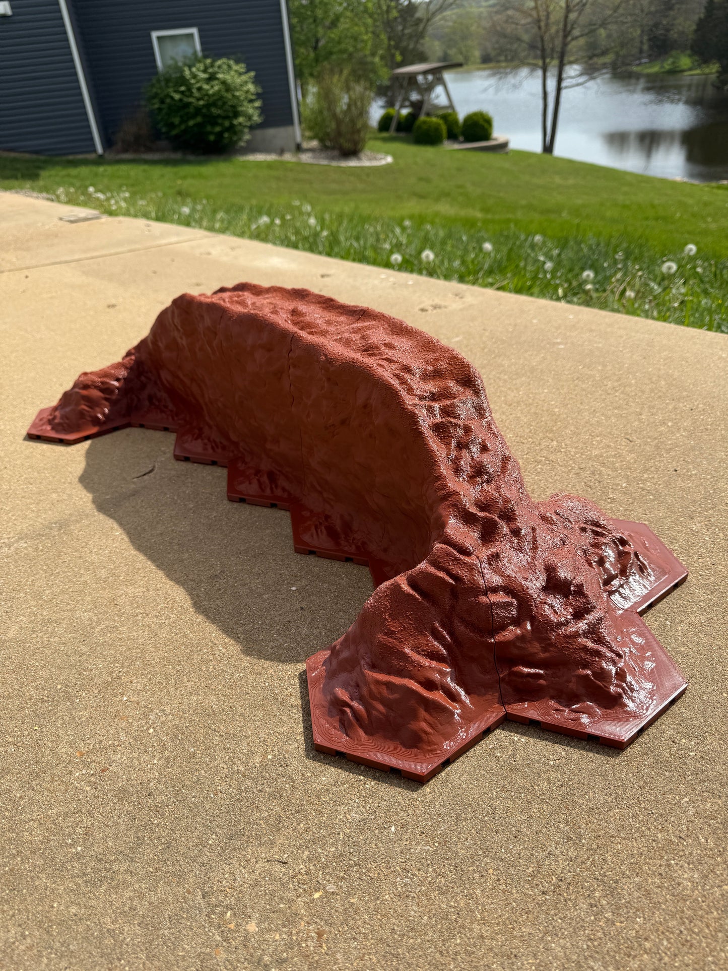 Crawlagon Terrain 11 – Cliff Hanger (1/18–1/32 Scale)